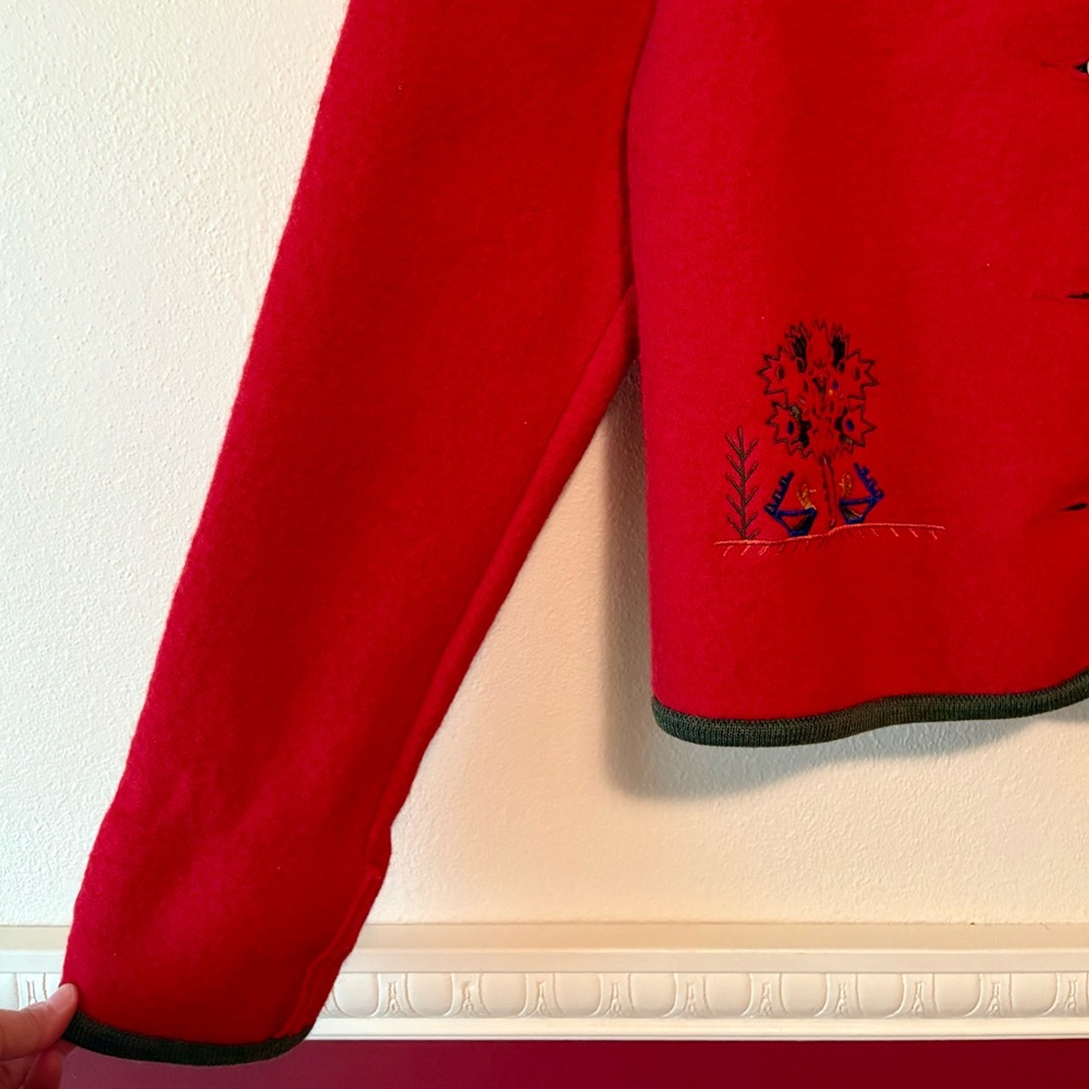 Vintage Geiger red wool embroidered‎ cardigan jacket - Picture 9 of 10